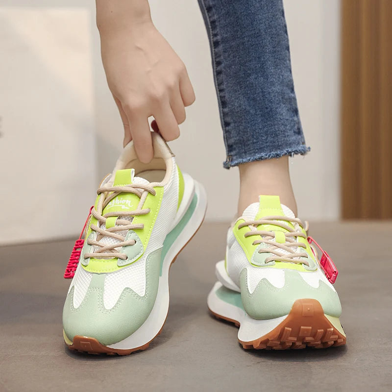 GEMMED GLIDE X Sneaker